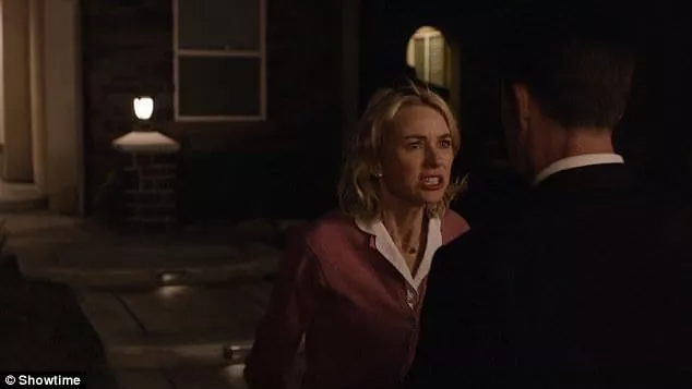 Janey E shouts at Dougie