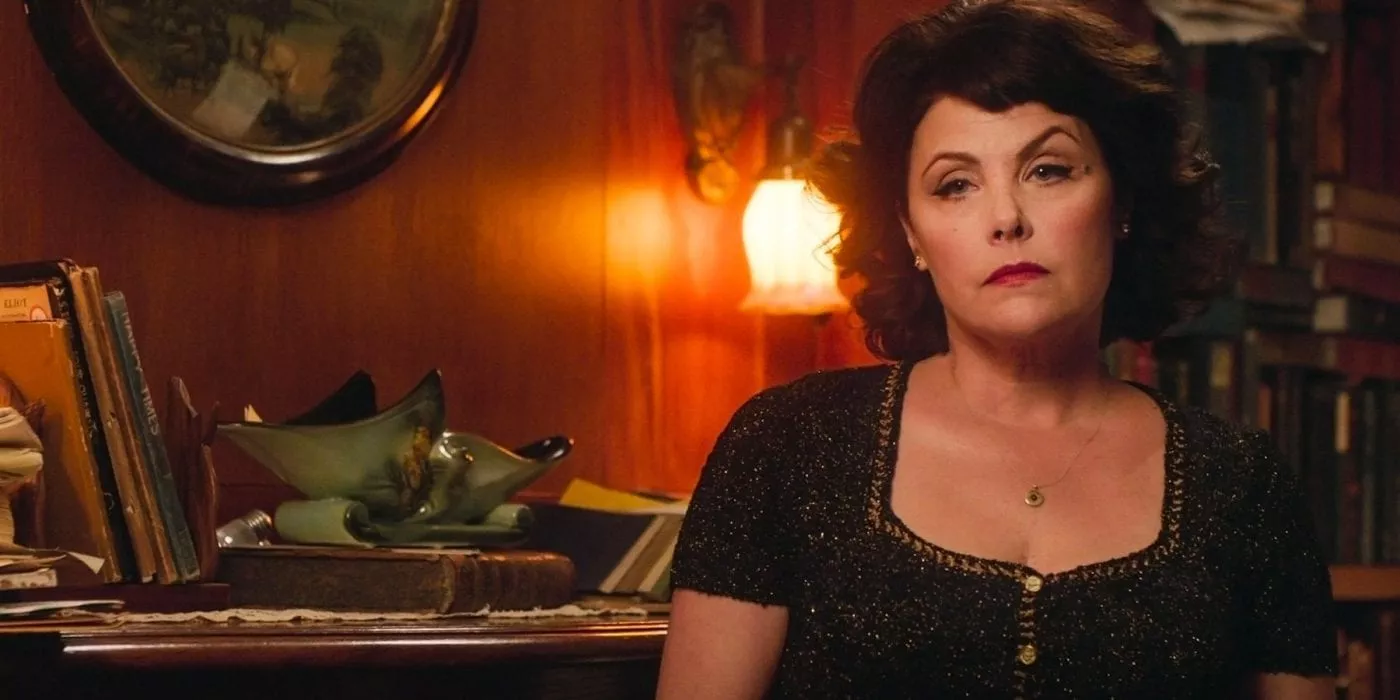 Audrey Horne looking irritated by Charlie