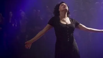 Audrey dances with pure love at the roadhouse