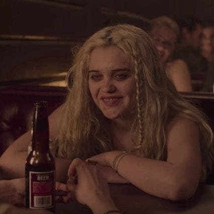 sky-ferreira-twin-peaks.png