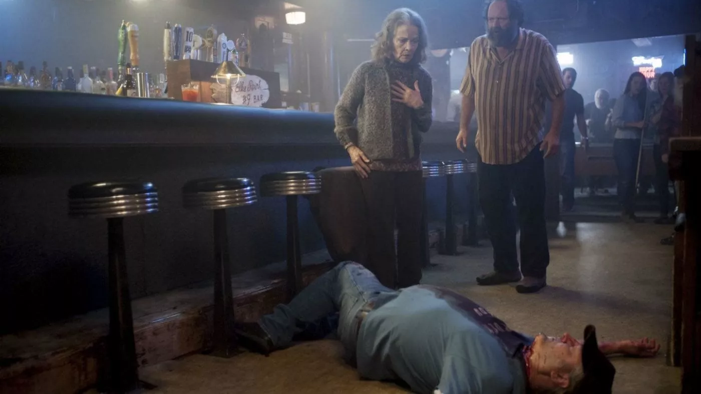 sarah truck you guy dead Sarah Palmer and the Elks bar owner look horrified at the body of a trucker lying on the floor with his throat slashed