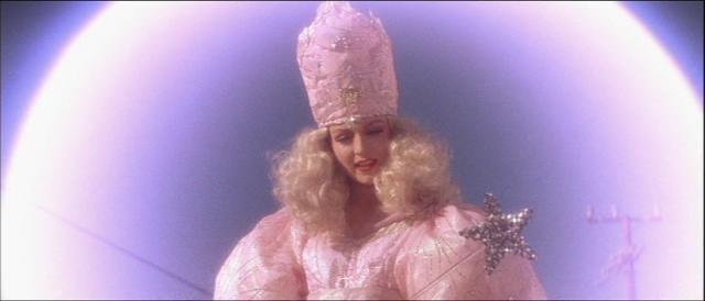 sheryl lee as the good witch in wild at heart
