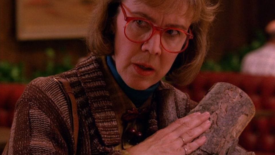 Log Lady closeup