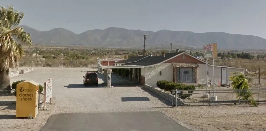 Pearblossom Inn, outside of Pearblossom, California. Motel Pearblossom California
