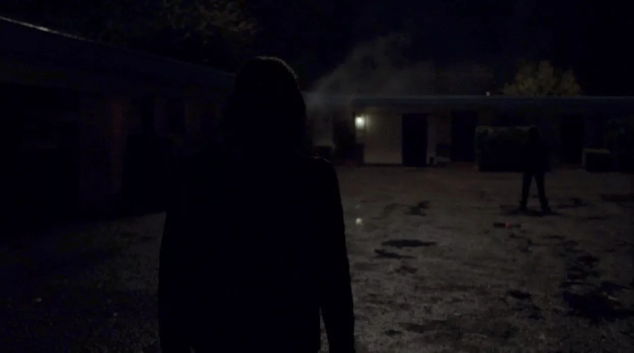 Mr C arrives at the Dutchmans motel