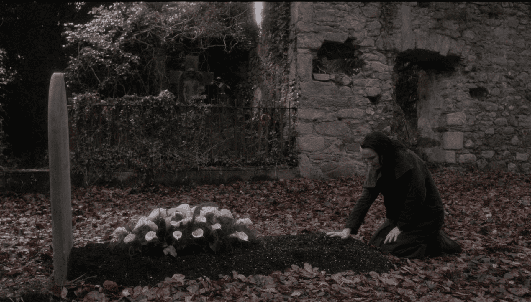 John Clare (Rory Kinnear) kneels at Vanessa's grave in the season three finale of Penny Dreadful