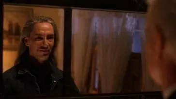 Leland sees Bob in his reflection