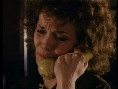 Sarah Palmer on the phone Twin Peaks