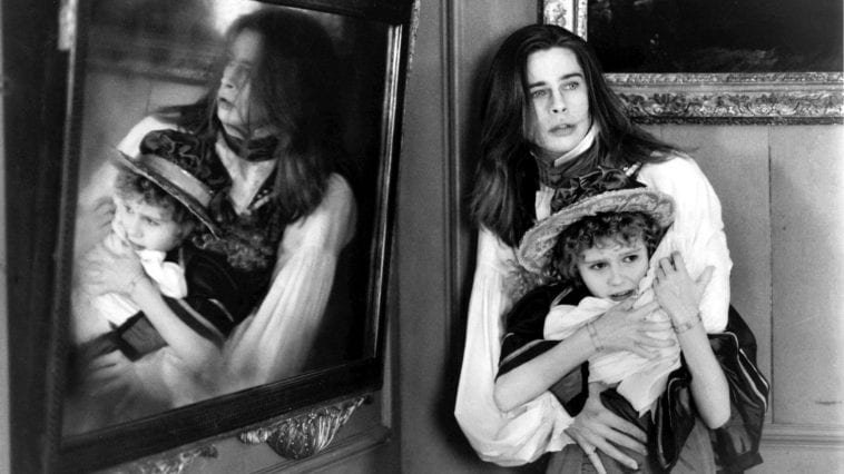 Brad Pitt and Kirsten Dunst in Interview with the Vampire
