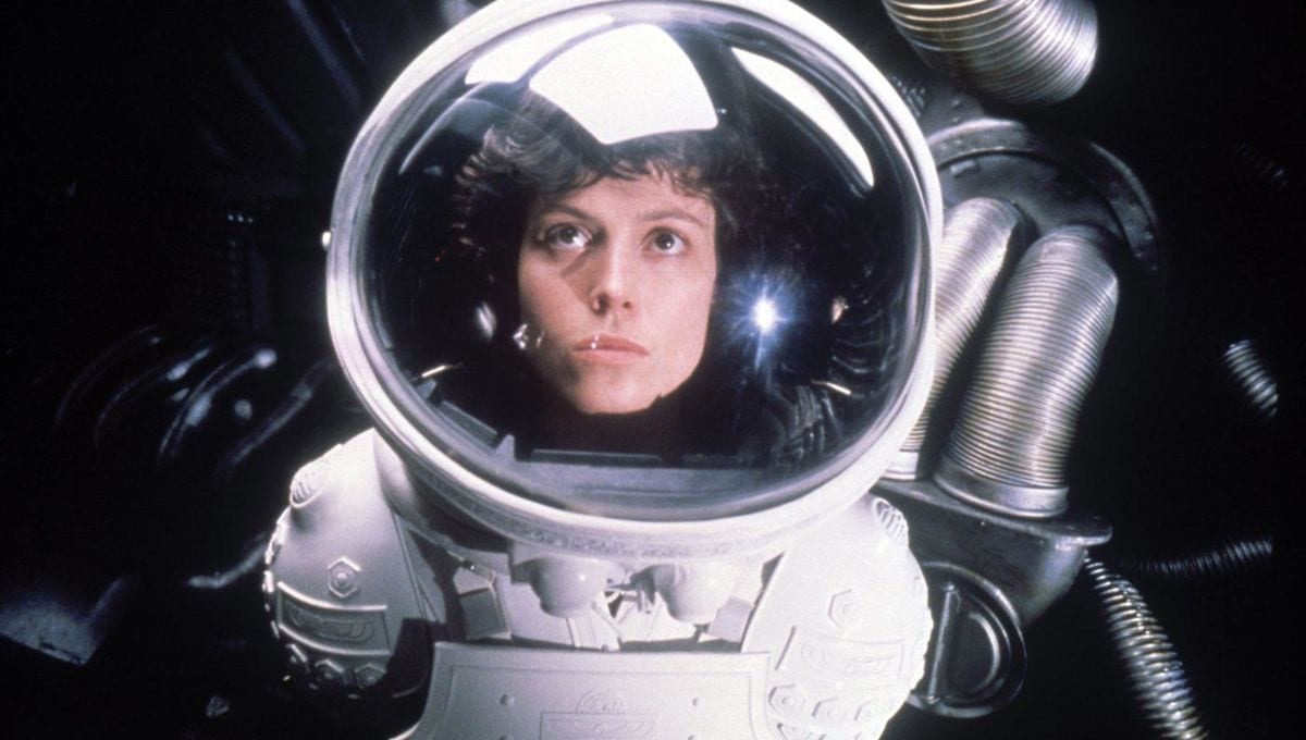 Alien Space Suit Porn - I\\'m the Monster\\'s Mother: Favorite Ripley scenes | 25YL