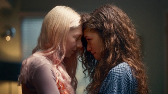 Jules and Rue touch foreheads in Euphoria