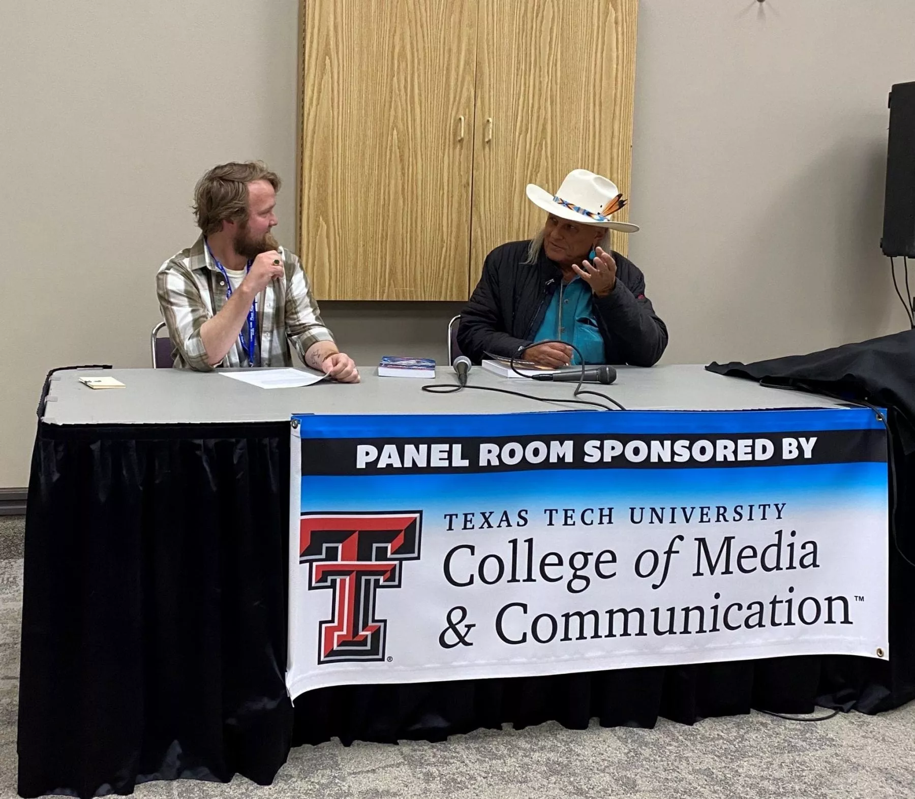 25YL Host and Actor Michael Horse at Lubbock-Con Panel