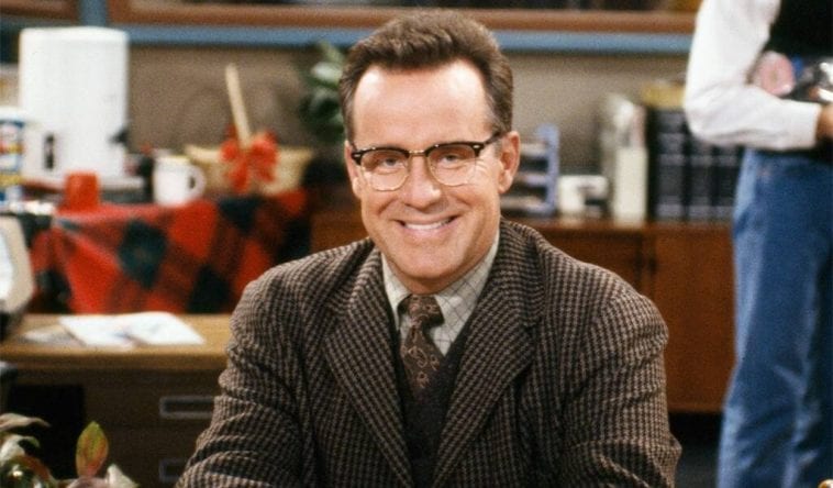 Bill Moves On Newsradio S Emotional Goodbye To Phil Hartman 25yl