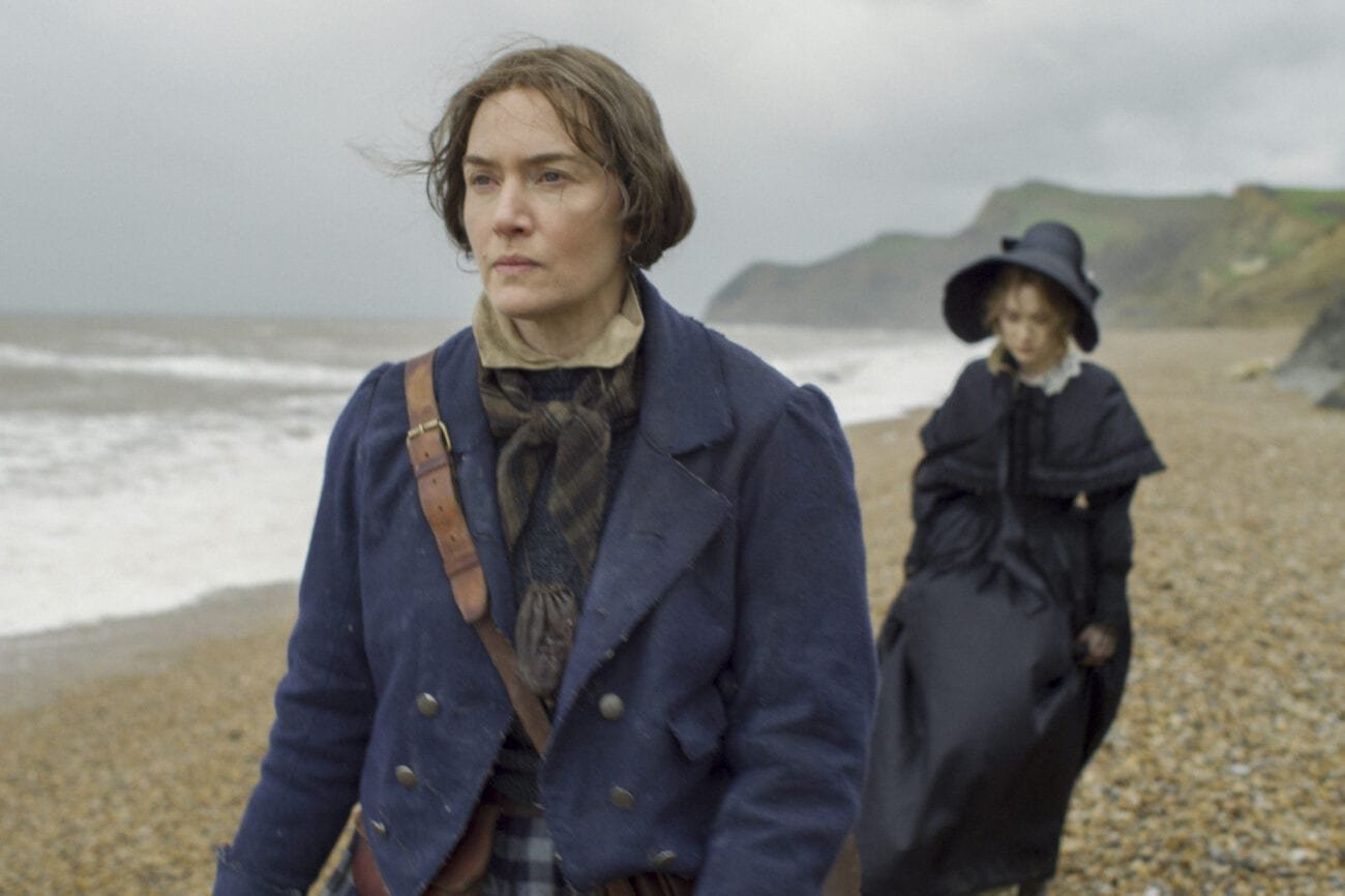 Mary (Kate Winslet) and Charlotte (Saoirse Ronan) walk the beach.