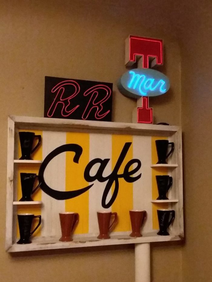 RR mug display
