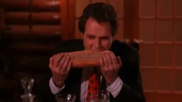 Ben Horne eats a sandwich in Twin Peaks