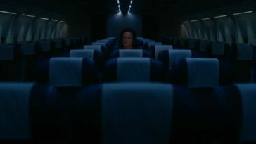 Yellowjackets S2 Finale: Natalie on the plane