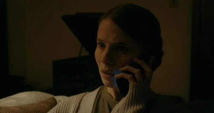 Wynne on the phone