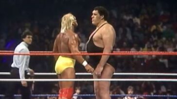 Hulk Hogan and Andre the Giant face off at WrestleMania III