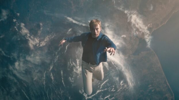 Johnny Storm falling back to Earth in space